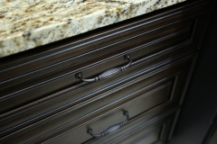 Brown-Kitchen-Handle-detail-33-001