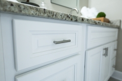 White-Master-Bath-Handle-close-up-6