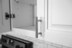 White-handles-close-up-23